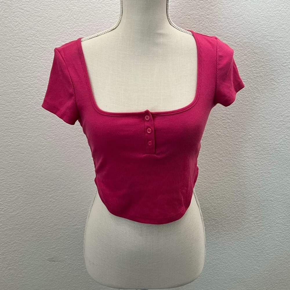 Pink crop top